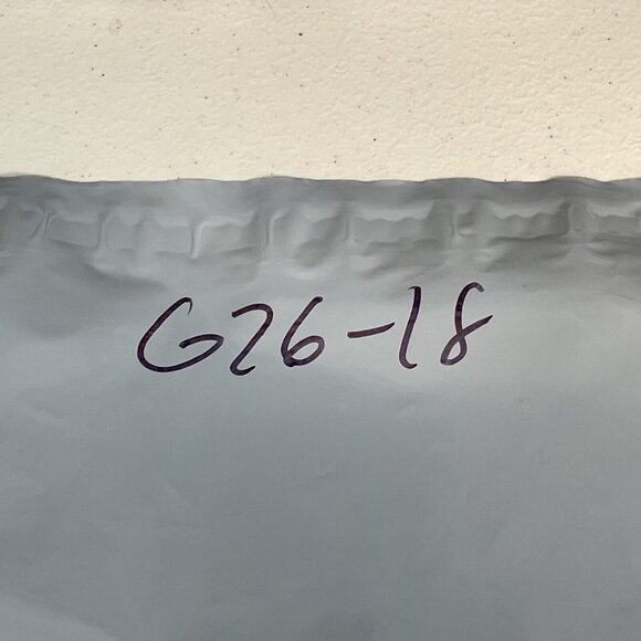 Clara Sun Woo Top Womens Size Medium‎ Cold Shoulder Poly Rayon Stretch Comfort - Picture 8 of 9